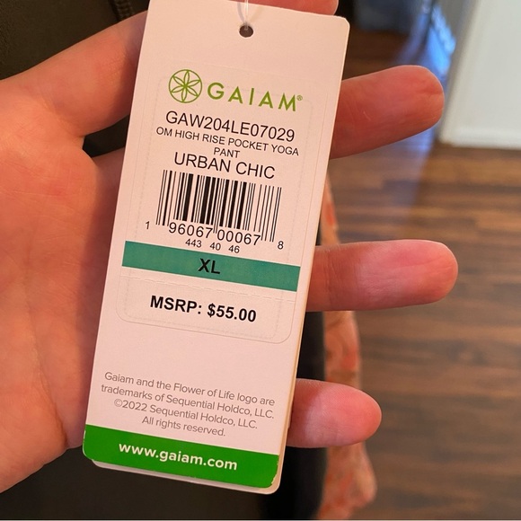 Gaiam OM High Rise Pocket Yoga Pant Womens Size XL Straight Leg Green Urban Chic - Picture 11 of 13